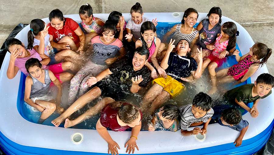 img-pool